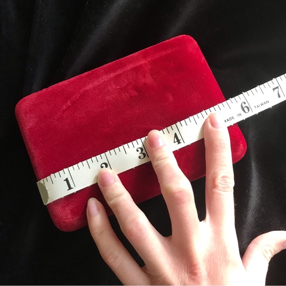 Vintage Red Velvet Travel Jewelry Box - Picture 6 of 11